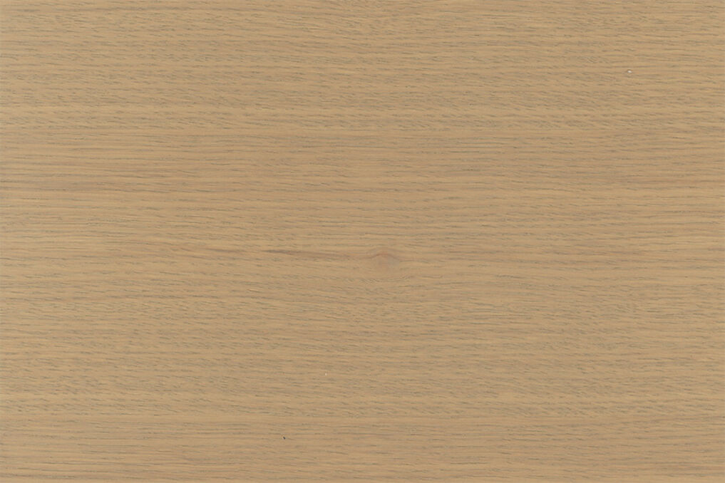 Variété de teintes neutres avec l'huile pour bois 2k – 6111 blanc et 6141 havane. Rapport de mélange 1:1