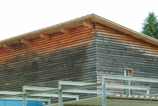 Grisaillement artificiel de façades en bois