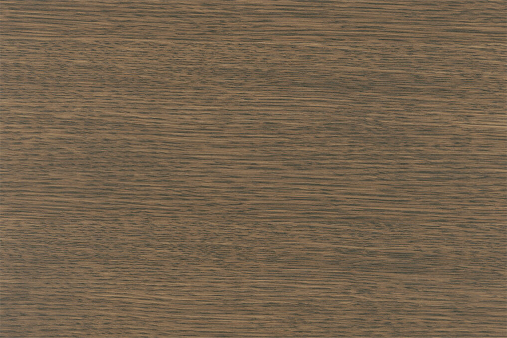 Variété de bruns avec l'huile pour bois 2k – 6114 graphite et 6143 cognac. Rapport de mélange 1:1