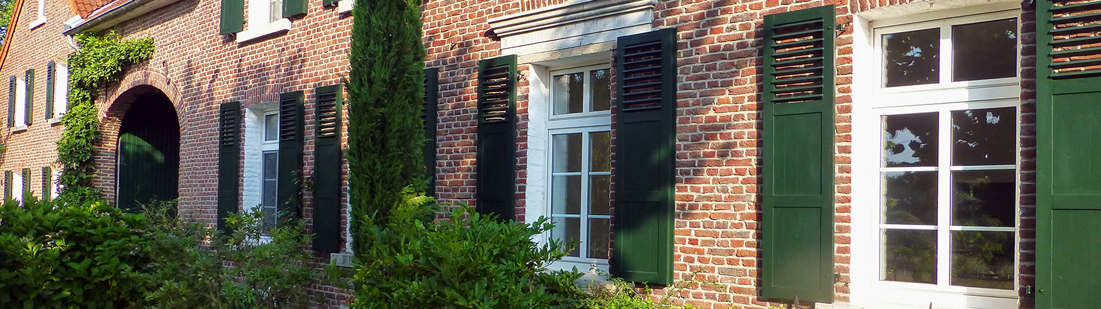 Portes, fenêtres & volets en bois